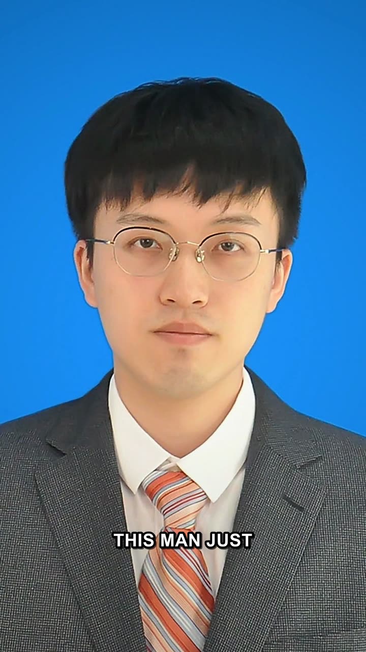 DeepSeek founder short
